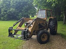 Traktor Valmet 700