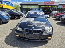 BMW 330i 3.0 R6 i 190kW
