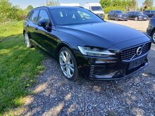 Volvo V60 R-Design 2.0 257 кВт AWD