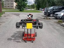 Müüa Raket 85 kart koos käru ja starteriga