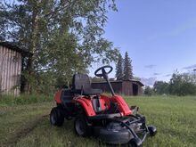 Murutraktor-raider Husqvarna R111B