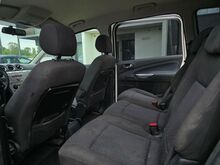 Ford Galaxy 1.8d 92kw 7-kohaline manuaal