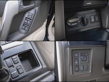 Toyota Land Cruiser 60th Anniversary 3.0 R4 140kW