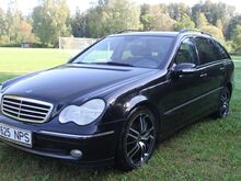 Mercedes Benc C220 2004.a.