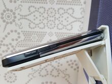 Nokia E51, зарядное устройство, USB-кабель, карта памяти 2 ГБ