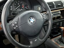 BMW 523