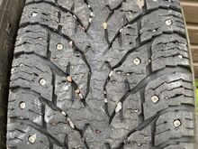 205/65/16C Nokian naastrehvid