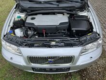ПОЛНОПРИВОДНЫЙ Volvo V70 2.4 D5 136кВт, ДОПОЛНИТЕЛЬНЫЙ ОТОПИТЕ