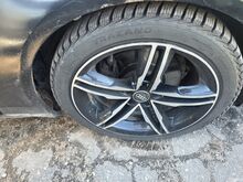 245/40R18 хорошие шипованные шины