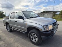 Toyota Hilux 2004a 2.5 75kW