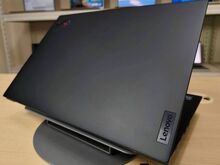 Lenovo ThinkPad X1 Carbon Gen 11,   16GB RAM