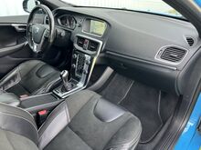 TOODUD HOLLANDIST Volvo V40 R-Design 1.6 D2 84kW
