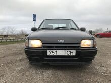 M: 1988 Ford Escort xr3i