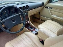 1986 Mercedes-Benz SL 300 R107 Cabriolet