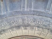 Traktori MTZ 80/82  esirattad 360/70/24