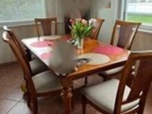 Söögilaud ja 6 tooli (komplekt)
