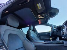 Volvo V60 R-Design 2.0 257 кВт AWD
