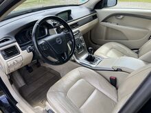 Volvo V70 2.0 VIIS SILINDRIT D3 100kW