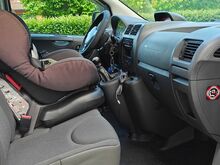 Peugeot Expert L2H1 Camper 2.0 R4 HDI 94кВт 2013 г.