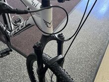29" maastikuratas Felt
