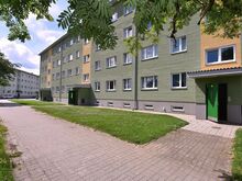 MÜÜA 2-TOALINE KORTER TAPA KESKVÄLJAKUL