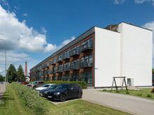 Avar kolmetoaline korter vaatega Tamula järvele