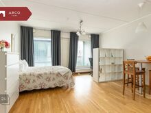 Avar stuudio lõunapoolse rõduga