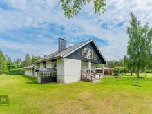 MÜÜA SUUREPÄRANE RUUMIKAS MAJA MERE LÄHEDAL!