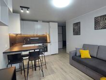 Kahe magamistoaga täielikult renoveeritud korter renoveeritud majas