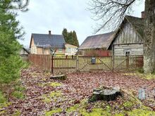 KORRALIK MAAMAJA KOOS KÕRVALHOONETEGA!
