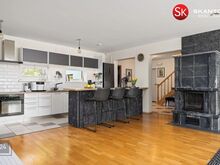 TÄIUSLIK PEREKODU! PÄIKESEPANEELID! OLEMAS HINDAMINE
