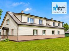VÄRSKELT RENOVEERITUD 3TL KORTER.