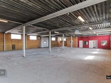 Viilhall 450 m2 + maa 875 m2. Lisaks maad 1600 m2, kontoripinda!