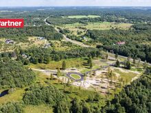 Müüa kinnistu looduskaunis Päikesekivi uusarenduses.