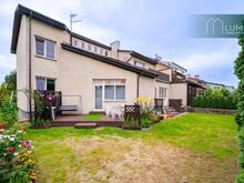 Avar otsaboks privaatse aiaga – 252,9 m²