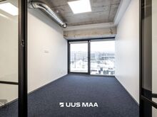 24/7 sissepääs! 2 nõupidamisruumi, 2 kõneboksi, 2 wc-d, lift!