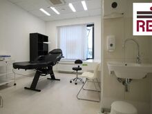 Eraldi sissepääsuga äripind Aia tänaval