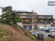 2. korruse büroo köögiga Männiku Ärimajas!