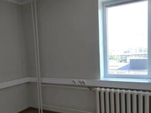 Üürile anda kahest toast (tagumine tuba on väike) büroopind
