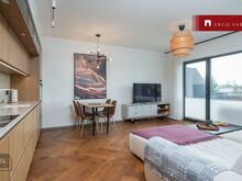 Stiilne 2-toaline suure terrassiga (32 m²) korter