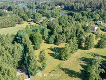Kõrghaljastusega elamukrunt Tartu lähedal