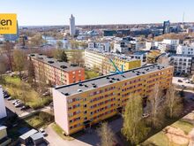 Renoveeritud korter väga hea asukohaga majas!