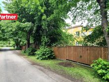 Askeetlik väike korter esimese vabariigi aegses kortermajas