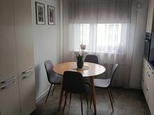 Pakkumisel on soe ja valgusküllane korter hinnatud Toila alevikus