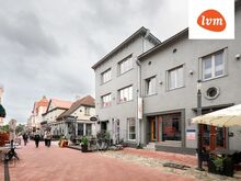 Äripind Pärnu südalinnas Rüütli tänaval – suured vitriinaknad!