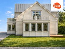 Korterelamu arendus rannarajoonis – kaks suurt ja privaatset kodu