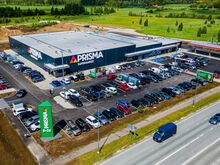 Kaubanduspind Rapla Prisma keskuses