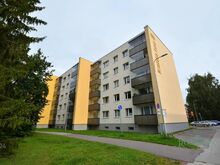 Esimene makse: 1 kuu ettemaks, garantiiraha ning maakleritasu