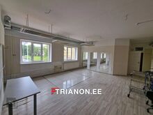 Anda üürile äripind Narvas, 150 m2, 2/2 korrus, vajab kosmeetilist renoveerimist