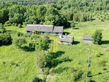 Hoonestatud kinnistu Kuressaare lähedal